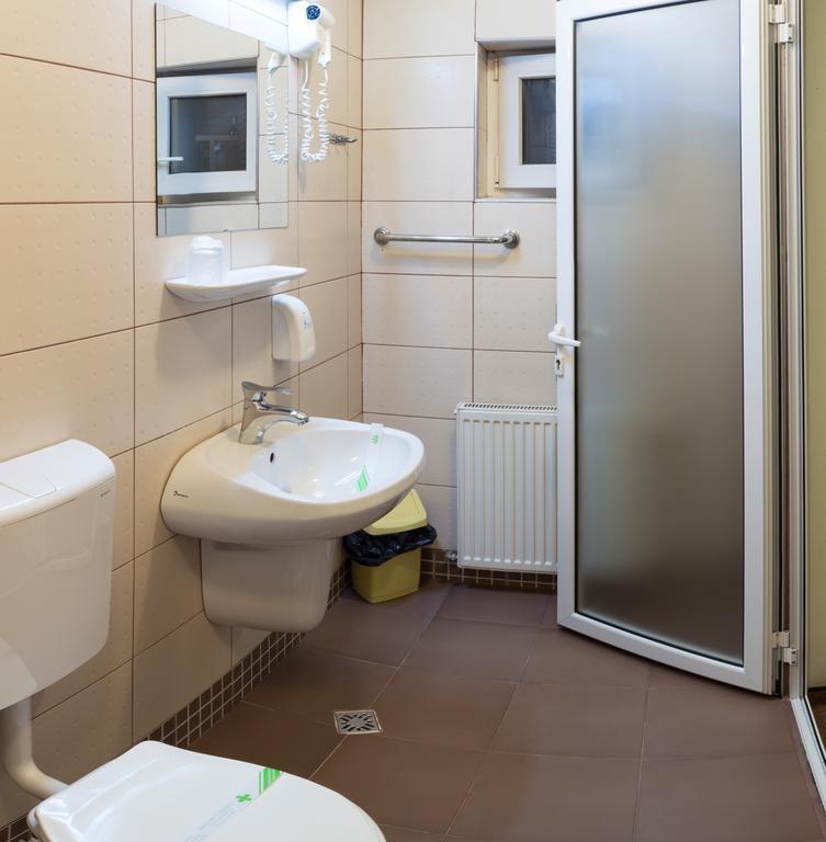 Hotel Vila Rosa Kluž Pokoj fotografie
