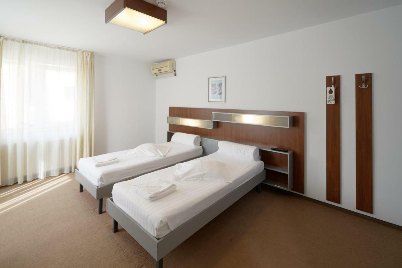 Hotel Vila Rosa Kluž Exteriér fotografie